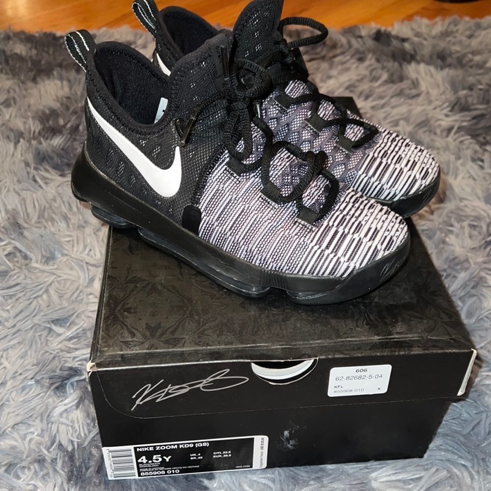 KD basketball shoes NIKE